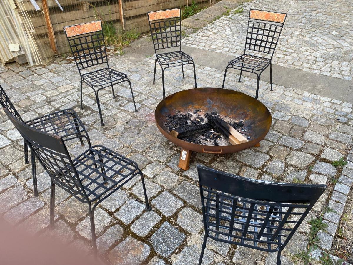Fewo Gerichtsstube Im Rittergut Leppersdorf Bei Radeberg Fuer 6 Pers Wachau Екстериор снимка