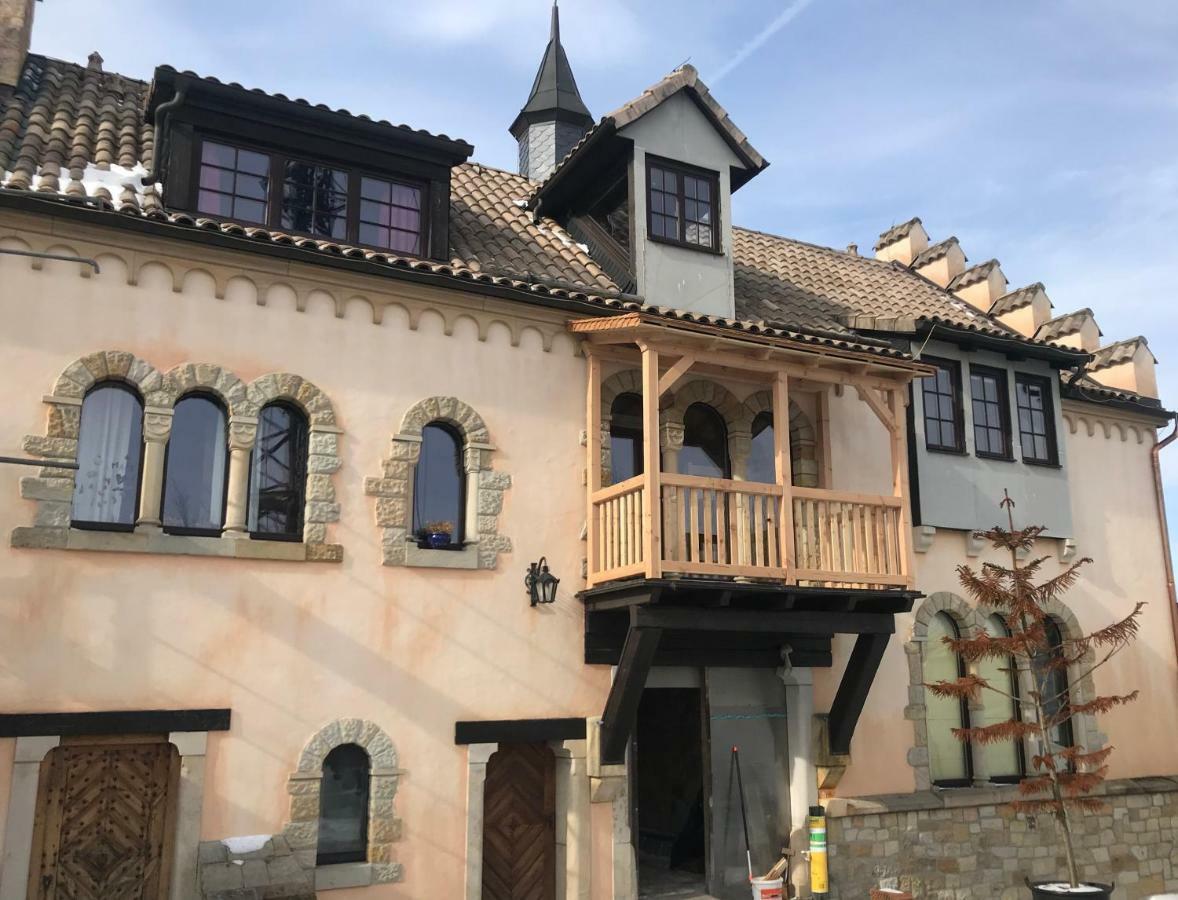 Fewo Gerichtsstube Im Rittergut Leppersdorf Bei Radeberg Fuer 6 Pers Wachau Екстериор снимка